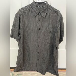 100% silk M.E. Sport men’s large button down shirt black tan short sleeves